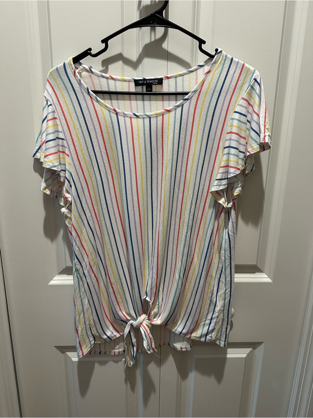 Tint & Shadow Women’s ViscoseWhite Multicolor Stripe Tie-Front Rainbow Top